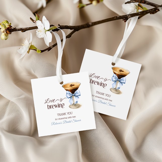 Liebe brodelt Blue Bow Kaffee Brautparty Geschenkanhänger (Von Creator hochgeladen)