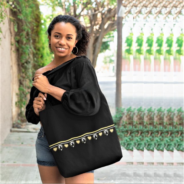 Liebe Cat Tasche von Poet Adiela Akoo (The Love Cat Tote by Poet Adiela Akoo. Love It? GET it! Shop the Love Cat Collection for more finds)