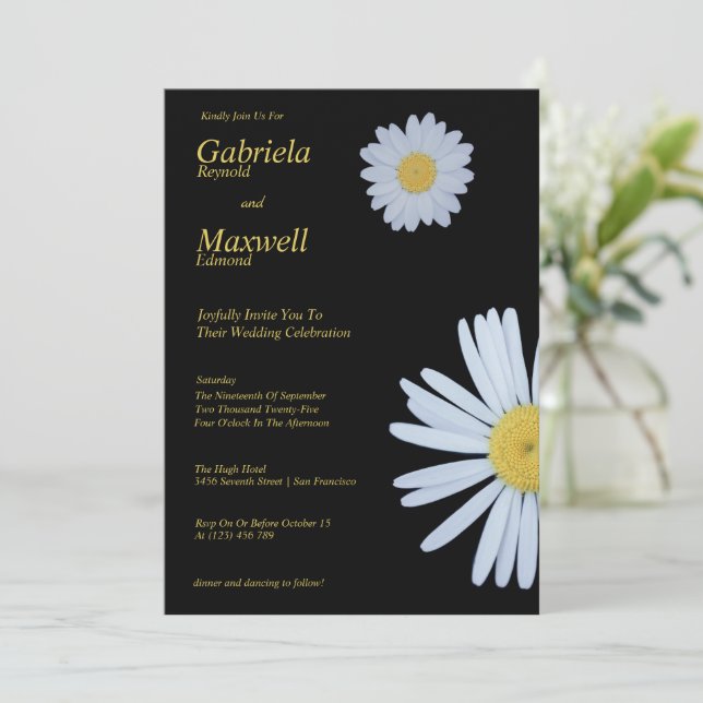 Liebe Celebration White Daisy Wedding Einladung (Stehend Vorderseite)