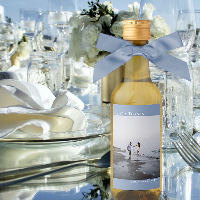 Liebe & Danke Dusty Blue Simple Wedding Foto Mini Weinetikett (Von Creator hochgeladen)