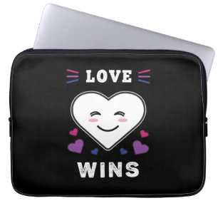 Liebe des Herzens gewinnt LGBTQ Bisexueller Stolz Laptopschutzhülle