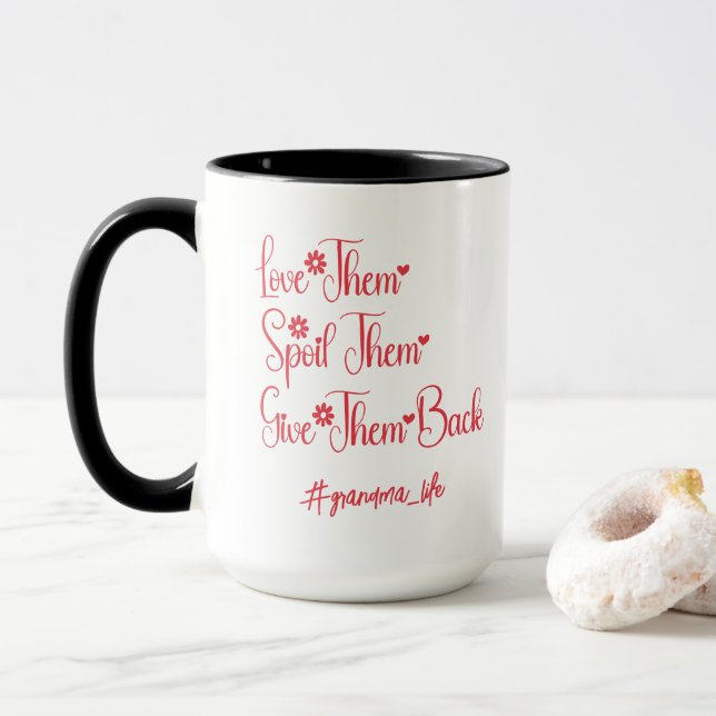 Liebe, die sie verwischt haben, geben ihnen Oma Fu Tasse (Mit Donut)