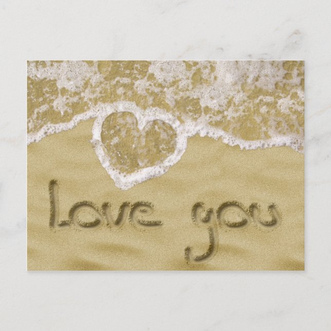 "Liebe du" In Sand geschriebenes Herz Postkarte (Vorderseite)