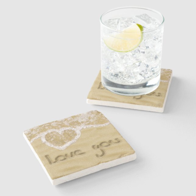 "Liebe du" In Sand geschriebenes Herz Steinuntersetzer (Seitenansicht)