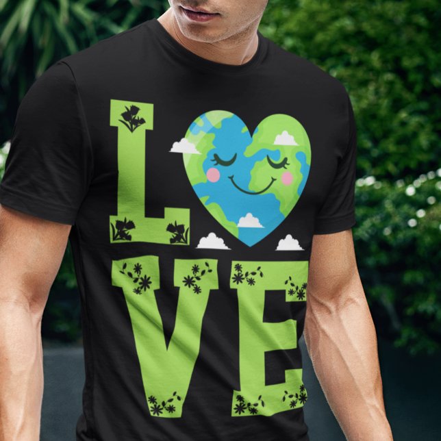 Liebe Earth Day T-Shirt (Von Creator hochgeladen)