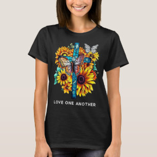 Liebe einander Kreuz Sonnenblumen Schmetterlinge C T-Shirt