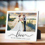 Liebe Elegantes Black Script Hochzeitsskript-Foto Fotoplatte<br><div class="desc">Hochzeitsstift Liebe Elegantes Schwarzes Kalligrafisches Skript Foto Plaque</div>