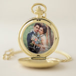 Liebe Elegantes White Script Foto Hochzeit Gold Taschenuhr<br><div class="desc">Liebe Elegantes White Script Foto Wedding Gold Pocket Watch</div>