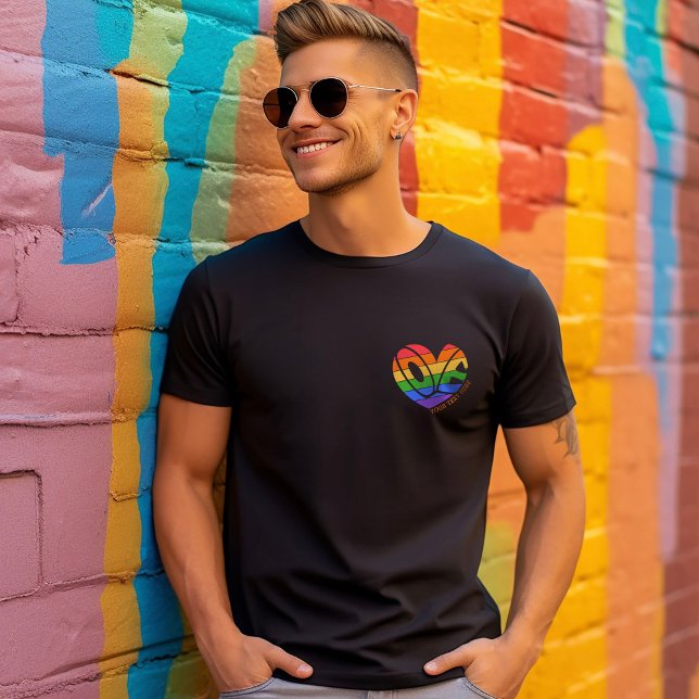 Liebe Gay Rainbow LGBTQ Individuelle Name oder Tex T-Shirt (Von Creator hochgeladen)