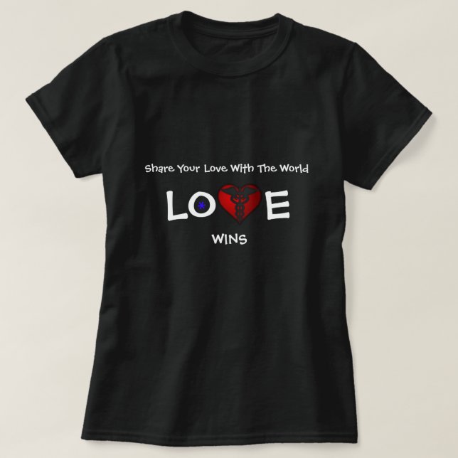 Liebe-Gewinne T-Shirt (Design vorne)