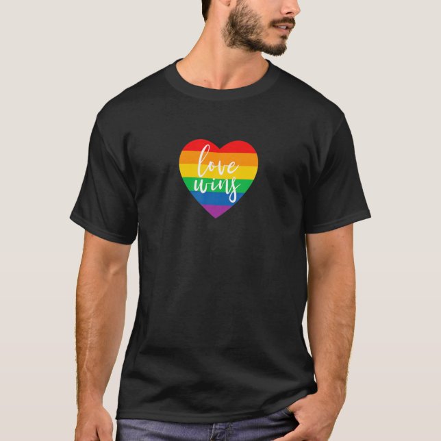 Liebe gewinnt - Großes Regenbogenherz - LGBT Gay L T-Shirt (Vorderseite)