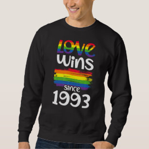 Liebe gewinnt LGBTQ Rainbow Pride Celebrate seit 1 Sweatshirt