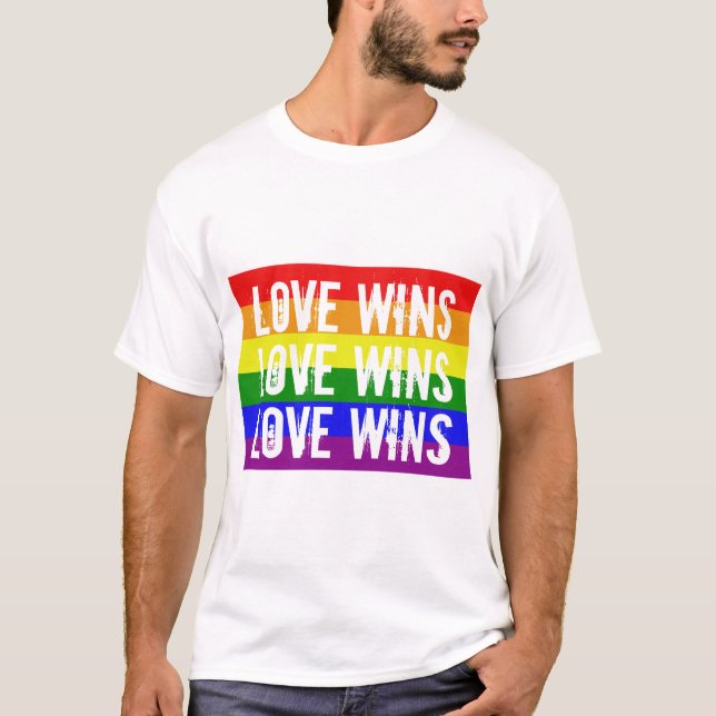 Liebe gewinnt Liebe gewinnt Liebe gewinnt T-Shirt (Vorderseite)