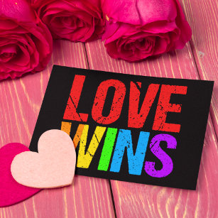Liebe gewinnt Rainbow Gay Pride LGBTQ Postkarte