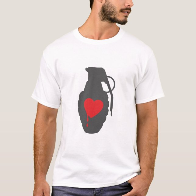 Liebe-Granate - Liebe ist ein Schlachtfeld T-Shirt (Vorderseite)