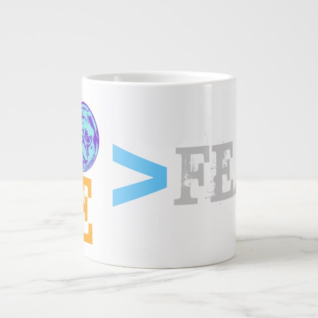 LIEBE größer als FEAR Jumbo-Tasse (Vorderseite)