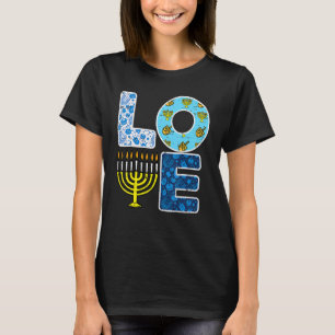 Liebe Hanukkiah Menorah Jew Hanukkah Chanukah Men  T-Shirt