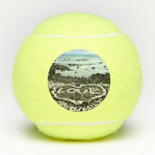 Liebe Hawaii Korallen Herz Schwarzsandstrand Foto Tennisbälle