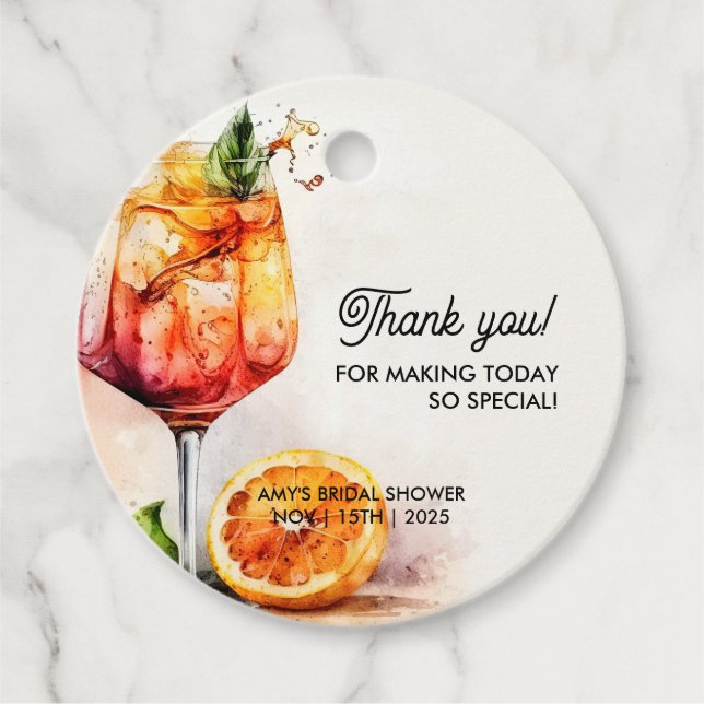 Liebe im ersten Spritz-Brautparty Geschenkanhänger (Vorderseite)