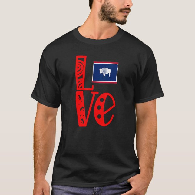 Liebe in Blockbuchstaben T-Shirt (Vorderseite)