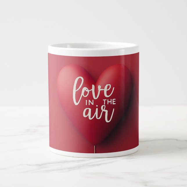 Liebe in der Luft Jumbo-Tasse (Vorderseite)