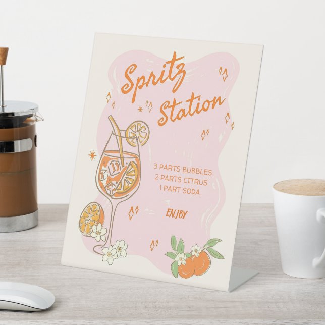 Liebe in First Spritz Brautparty Bar Sign, Sprit Sockelschild (In SItu)