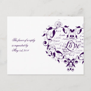 Liebe in jeder Sprache auf lila RSVP-Postkarte Einladungspostkarte