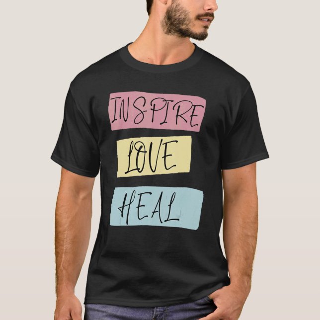 Liebe inspiriert Krankenpflege T-Shirt (Vorderseite)