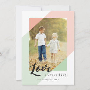 Liebe ist alles Pastell Geometrische Foto Feiertagskarte