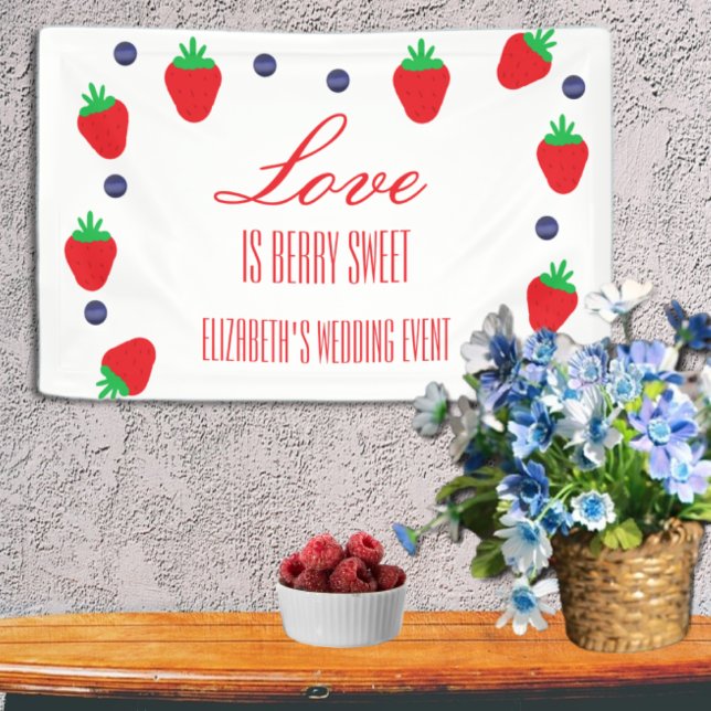 Liebe ist Berry Sweet Fruit Brautparty Banner (Von Creator hochgeladen)