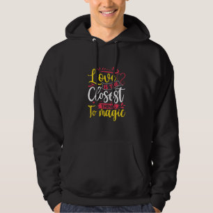 Liebe ist die nächste Sache des magischen Valentin Hoodie