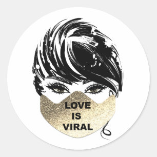 Liebe ist die Viral Girl Coronavirus Gold Gesichts Runder Aufkleber