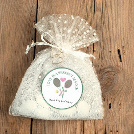 Liebe ist ein perfektes Match Tennis Brautdusche G Runder Aufkleber