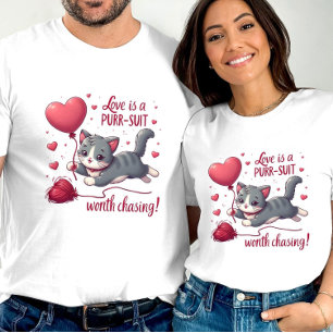 Liebe ist ein Pursuit, das Niedliches Katzen-Desig T-Shirt