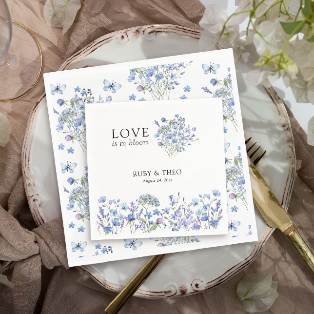 Liebe ist in Bloom Periwinkle Wildblume Blumenstäu Serviette (Love is in Bloom elegant cocktail napkins from my Lilac + Periwinkle Wildflower Wedding Collection
)