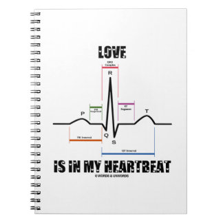 Liebe ist in meinem EKG-EKG-EKG-EKG Notizblock