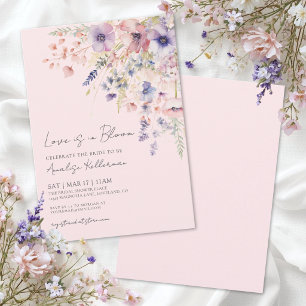 Liebe ist in voller Blüte Rosa Florale Hochzeitsdu Einladung