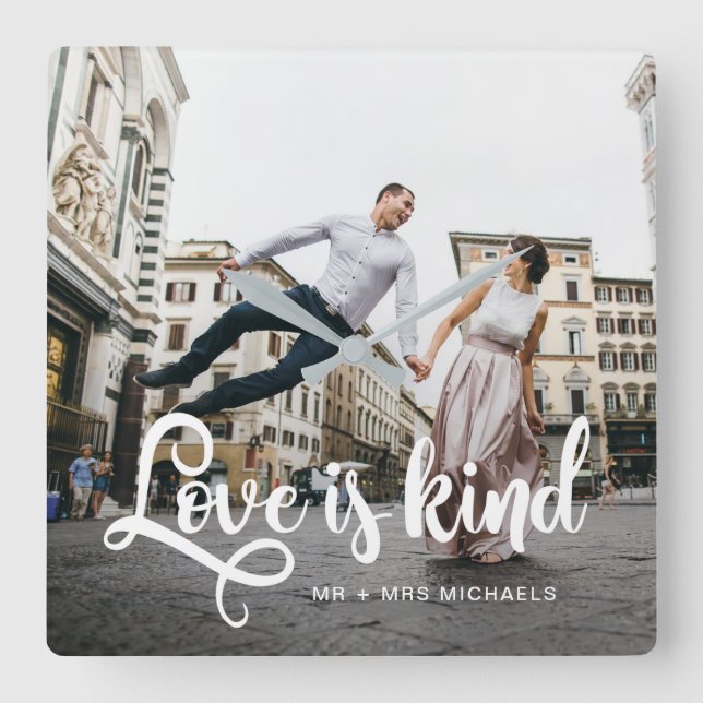 Liebe ist Kind-Foto mit Namen Quadratische Wanduhr (Vorderseite)