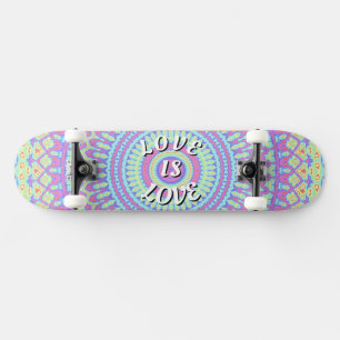 Liebe ist Liebe Pride Skateboard