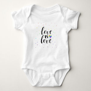 Liebe ist Liebe Rainbow Hearts Baby Strampler