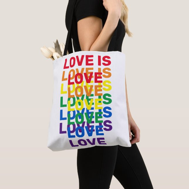 Liebe ist Liebe Regenbogen moderne Typografie (Von Nahem)