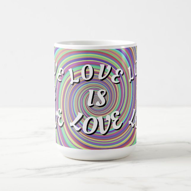 Liebe ist Liebe-Stolz Kaffeetasse (Mittel)