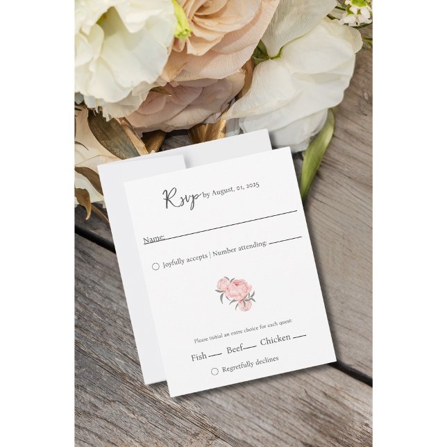 Liebe ist Patient - RSVP-Karte für Skripte RSVP Karte (Soft blush peonies and greenery add a romantic touch to this elegant watercolor RSVP card.)