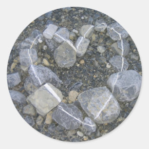 Liebe ist Rock Solid Runder Aufkleber