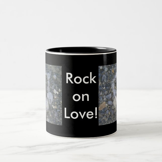 Liebe ist Rock Solid Zweifarbige Tasse (Mittel)