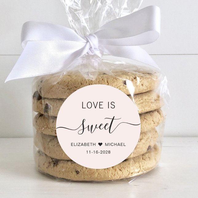 Liebe ist süße rosa Gastgeschenk Hochzeit Runder Aufkleber (Von Creator hochgeladen)