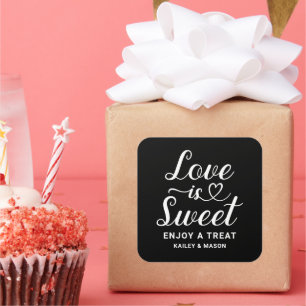 Liebe ist Sweet Modern Heart Script Black Wedding Quadratischer Aufkleber