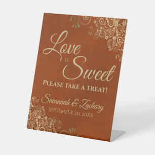 Liebe ist Sweet Nehmen Sie eine Leckerei Gold Lace Sockelschild