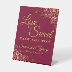 Liebe ist Sweet Nehmen Sie eine Leckerei Gold Lace Sockelschild
