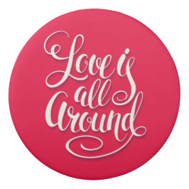 Liebe ist um die Schreibschrift pink herum Radiergummi